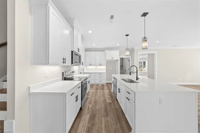 $480,000 | 9131 Foxlair Drive, Kernersville, NC 27284