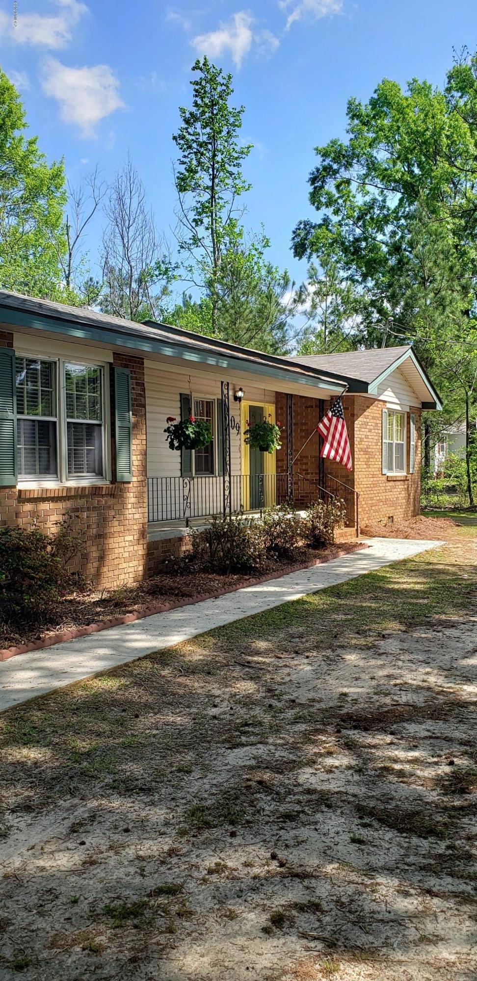 709 Dunbar Road Warner Robins, GA 31093 - Photo 3 of 39 20200328_123841