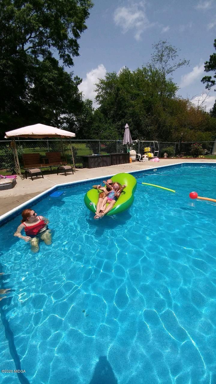 709 Dunbar Road Warner Robins, GA 31093 - Photo 34 of 39 dunbar day pool