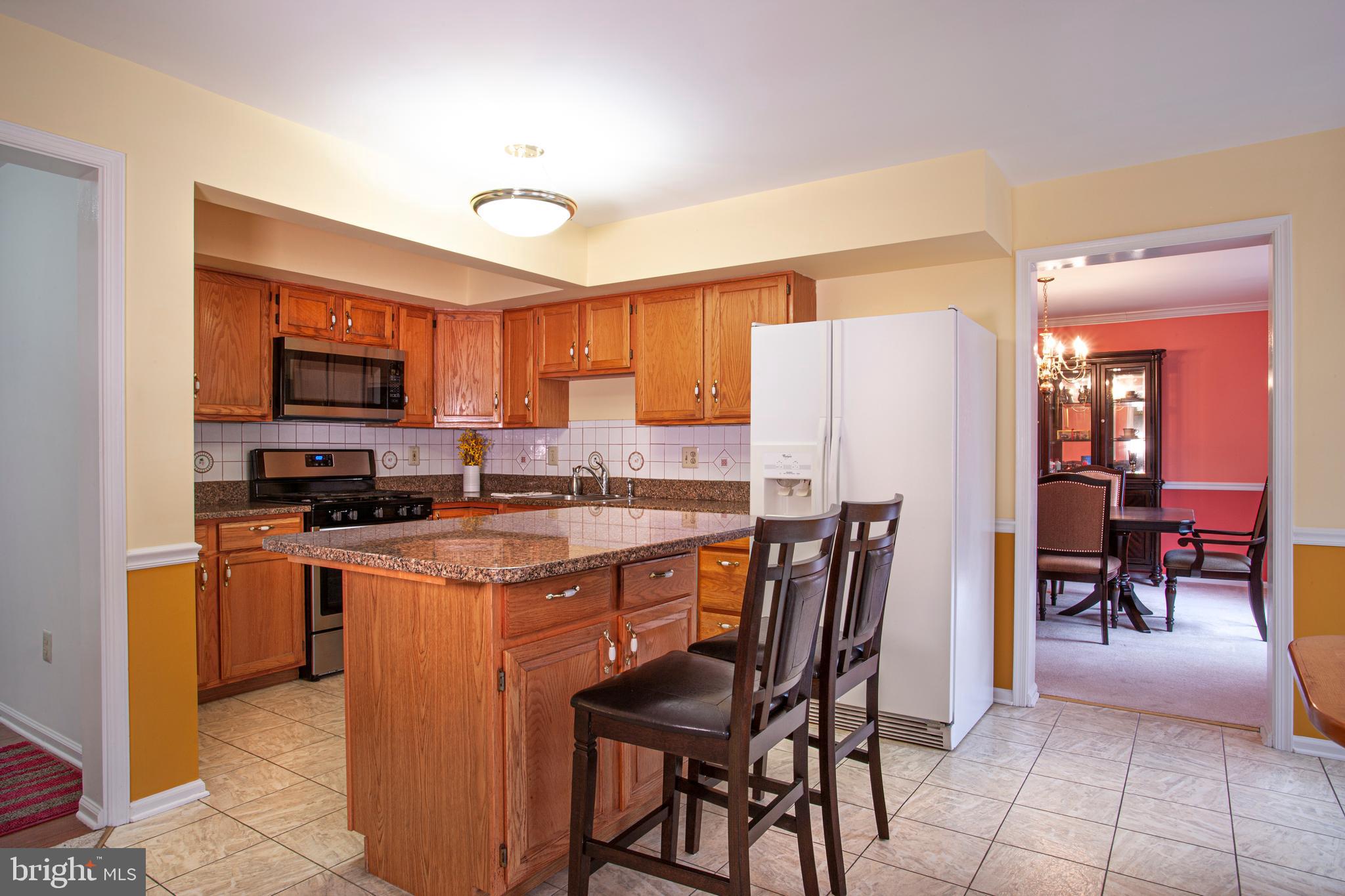 2951 Appledale Road Audubon, PA 19403 - Photo 18 of 36 Kitchen with Island