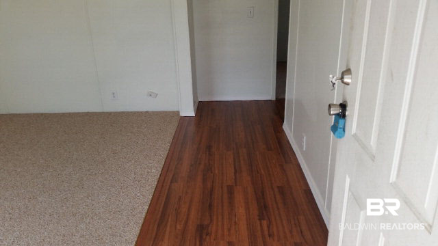 33071 Gilley Road Lillian, AL 36549 - Photo 5 of 18 Foyer