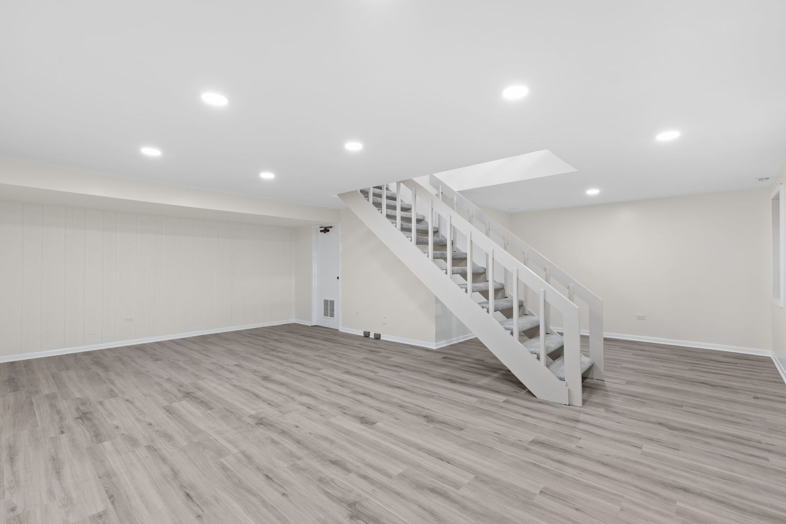 1571 Winnetka Road Glenview, IL 60025 - Photo 16 of 19