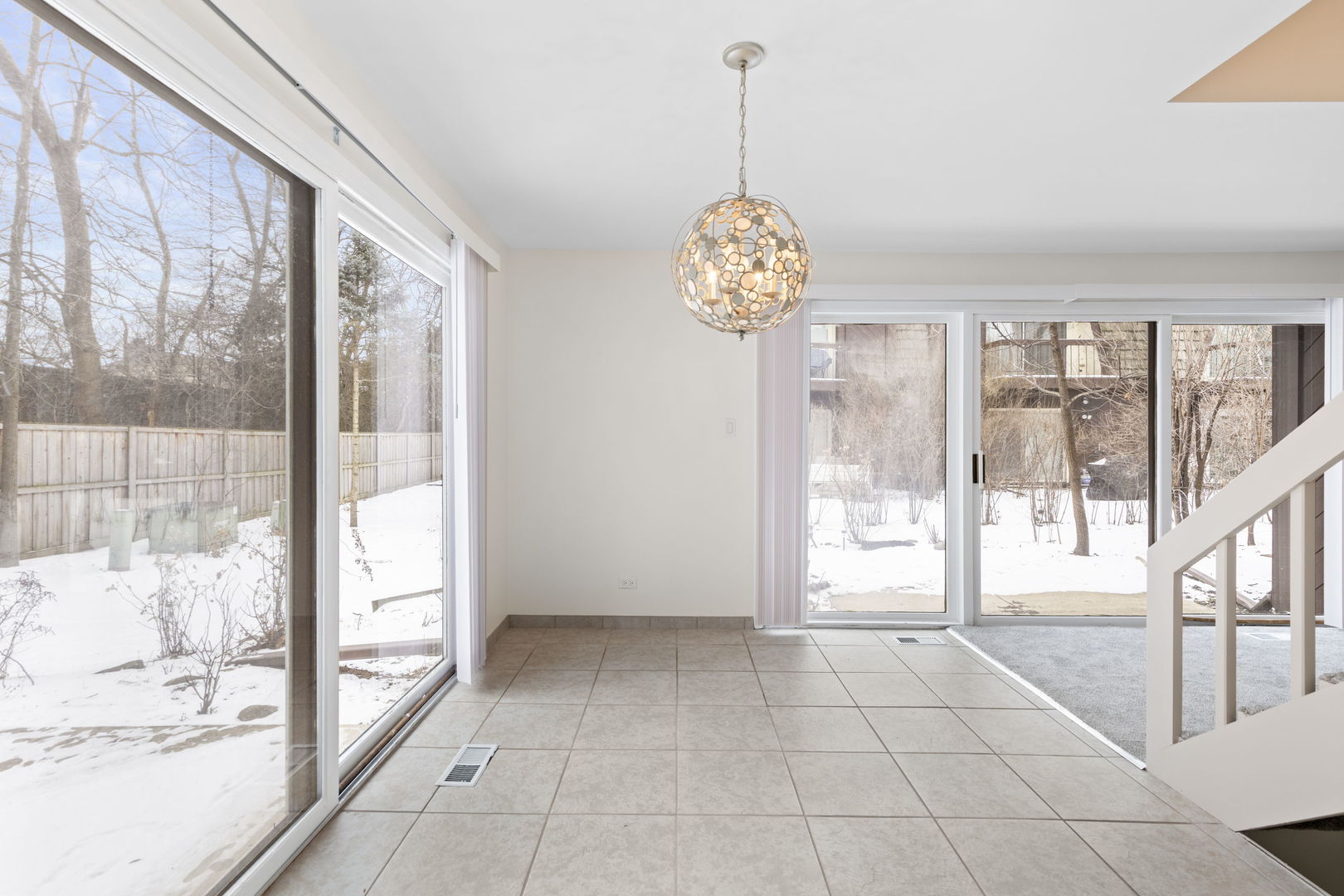 1571 Winnetka Road Glenview, IL 60025 - Photo 5 of 19