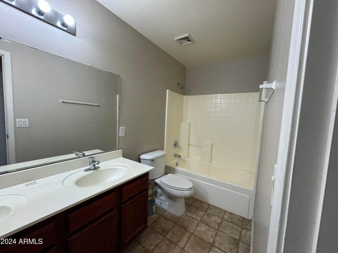 43313 West Cowpath Road Maricopa, AZ 85138 - Photo 9 of 13 Photo #9