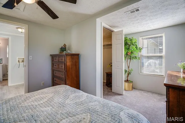 $115,000 | 305 Stephenson Avenue, South Roxana, IL 62087