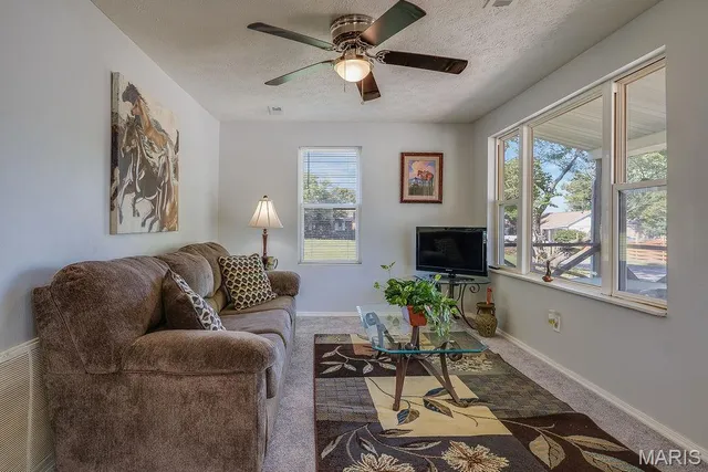 $115,000 | 305 Stephenson Avenue, South Roxana, IL 62087