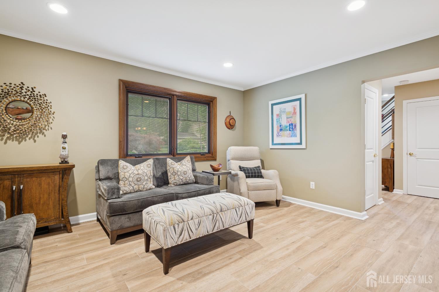 6 Steven Road Kendall Park, NJ 08824 - Photo 18 of 39 Gallery Image 18