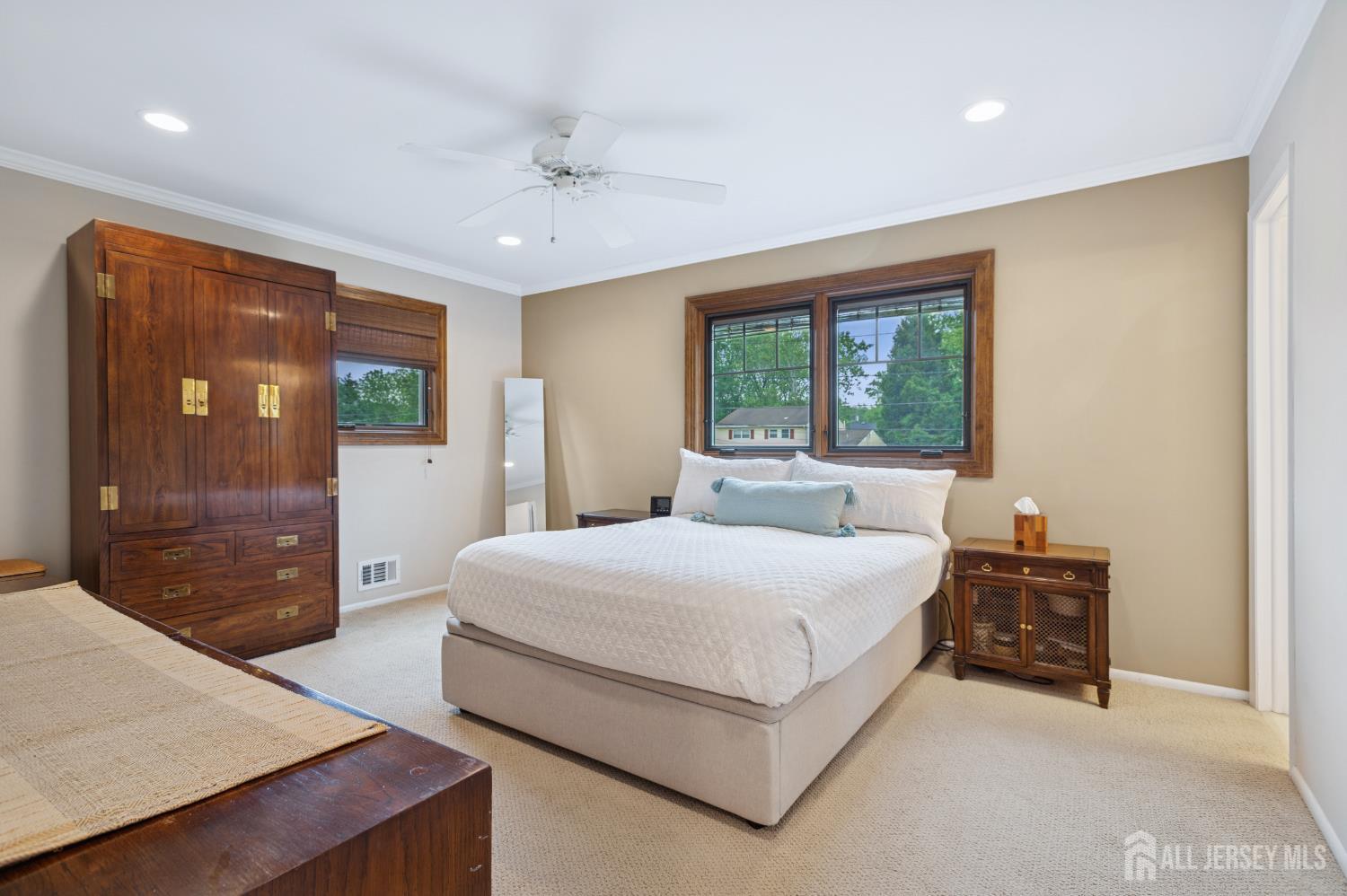 6 Steven Road Kendall Park, NJ 08824 - Photo 23 of 39 Gallery Image 23