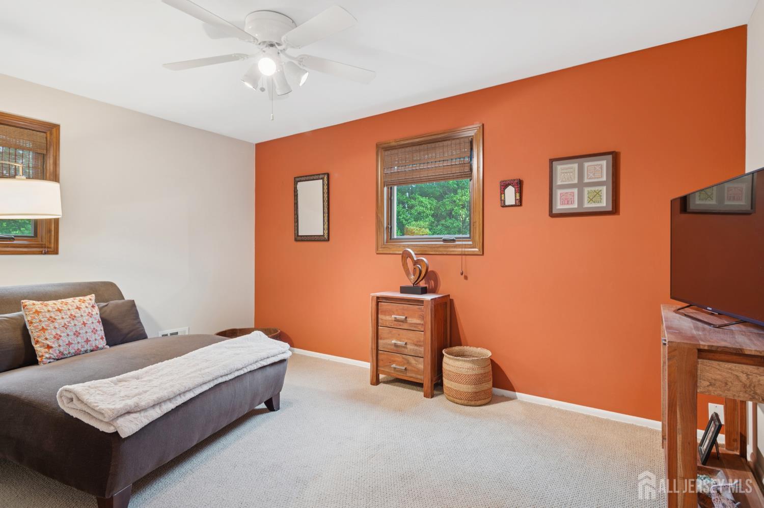 6 Steven Road Kendall Park, NJ 08824 - Photo 27 of 39 Gallery Image 27