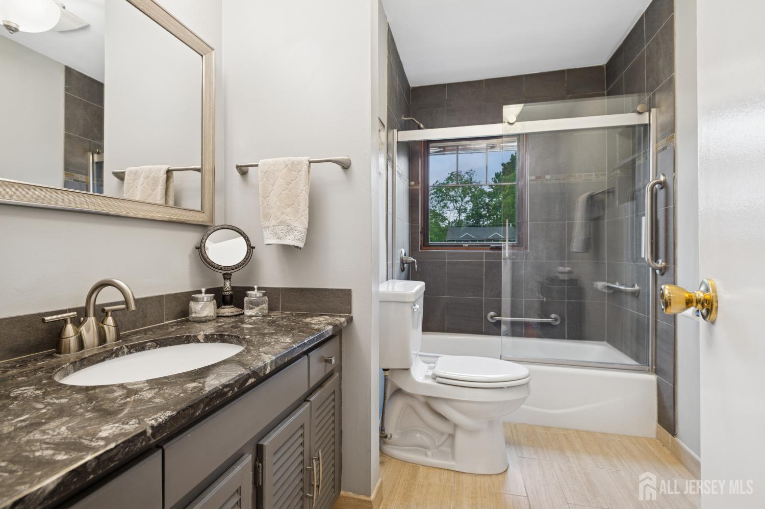 6 Steven Road Kendall Park, NJ 08824 - Photo 29 of 39 Gallery Image 29