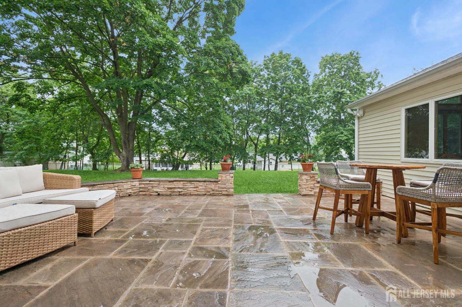 6 Steven Road Kendall Park, NJ 08824 - Photo 32 of 39 Gallery Image 32