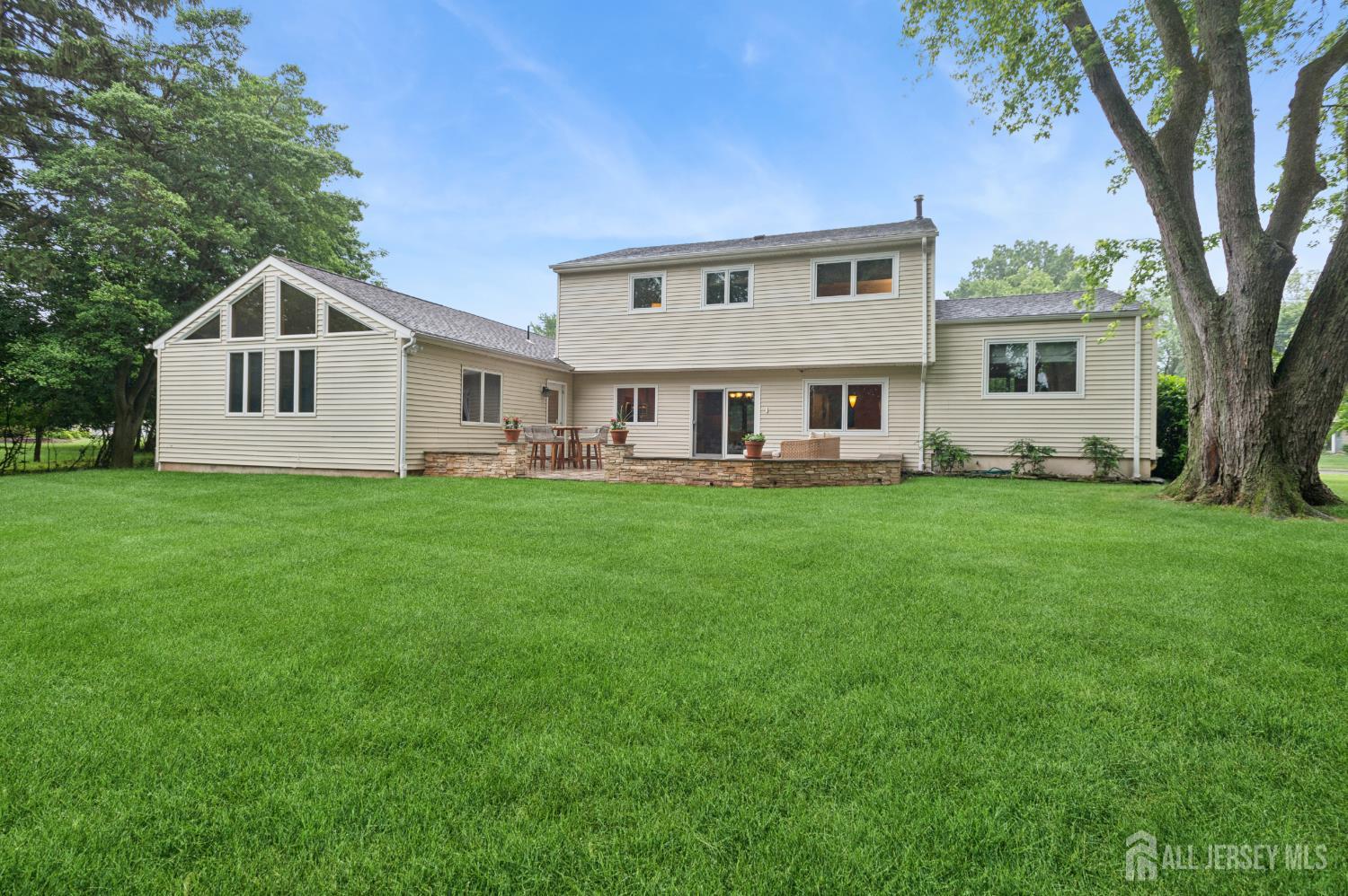 6 Steven Road Kendall Park, NJ 08824 - Photo 34 of 39 Gallery Image 34