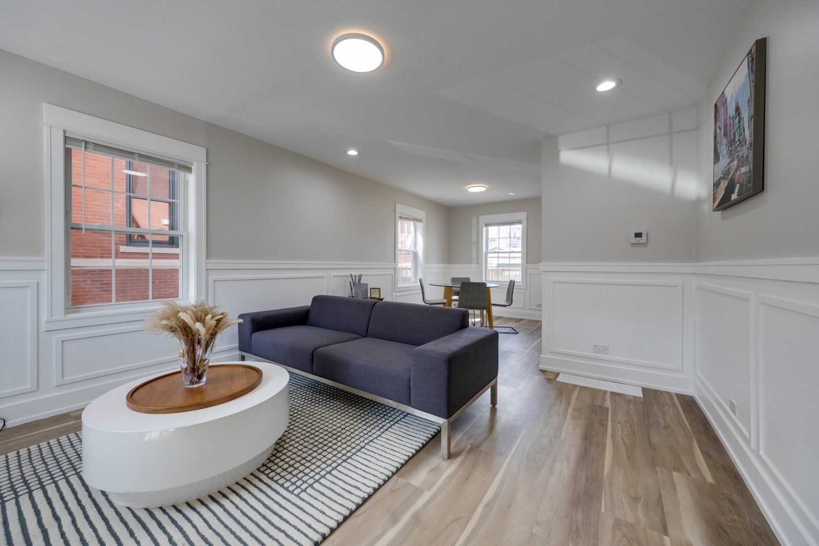 4134 South Michigan Avenue Chicago, IL 60653 - Photo 3 of 20 a living room with furniture and a window