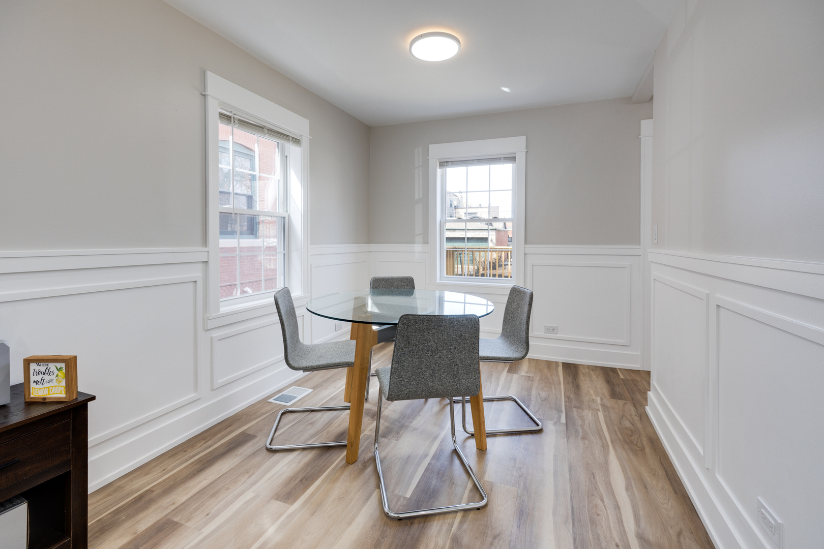 4134 South Michigan Avenue Chicago, IL 60653 - Photo 5 of 20 a view of a dining room with furniture window and outside view