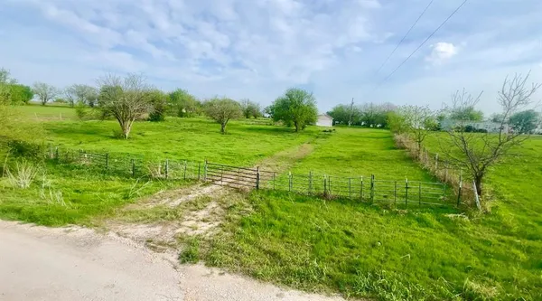 $189,000 | 234 Private Road 4441, Rhome, TX 76078
