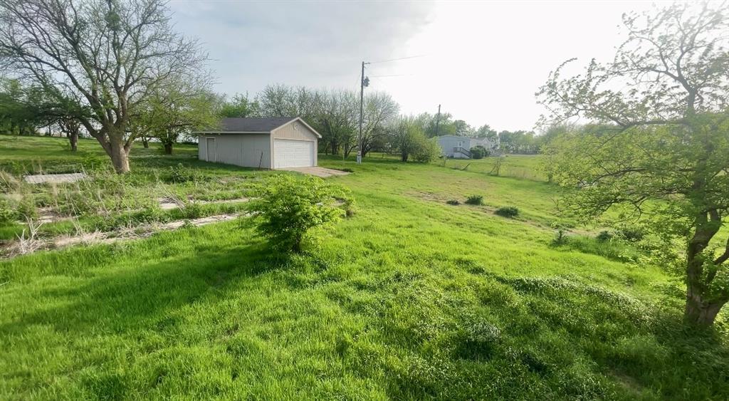 234 Private Road 4441 Rhome, TX 76078 - Photo 4 of 7