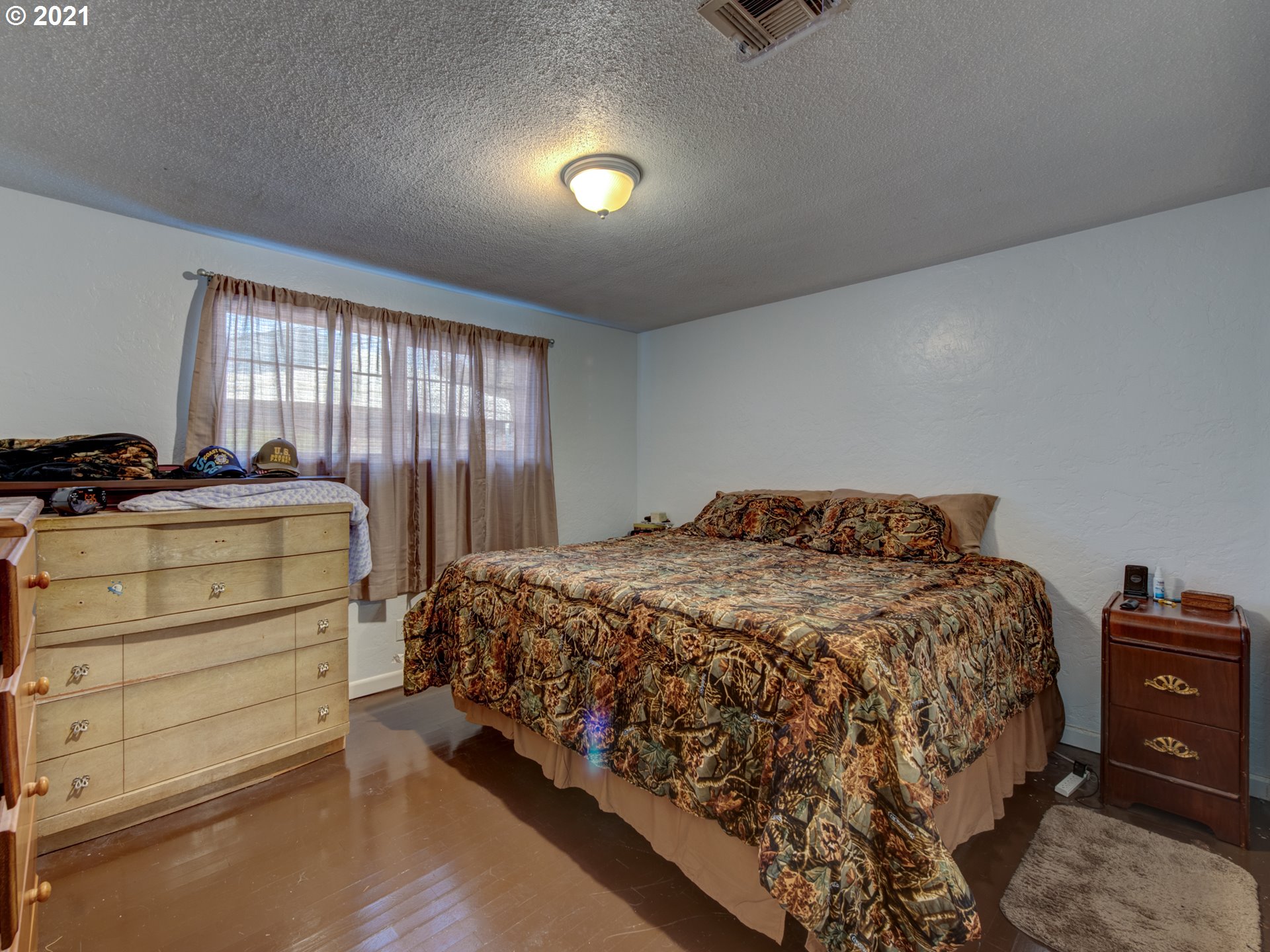 2463 34th Street Springfield, OR 97477 - Photo 10 of 21