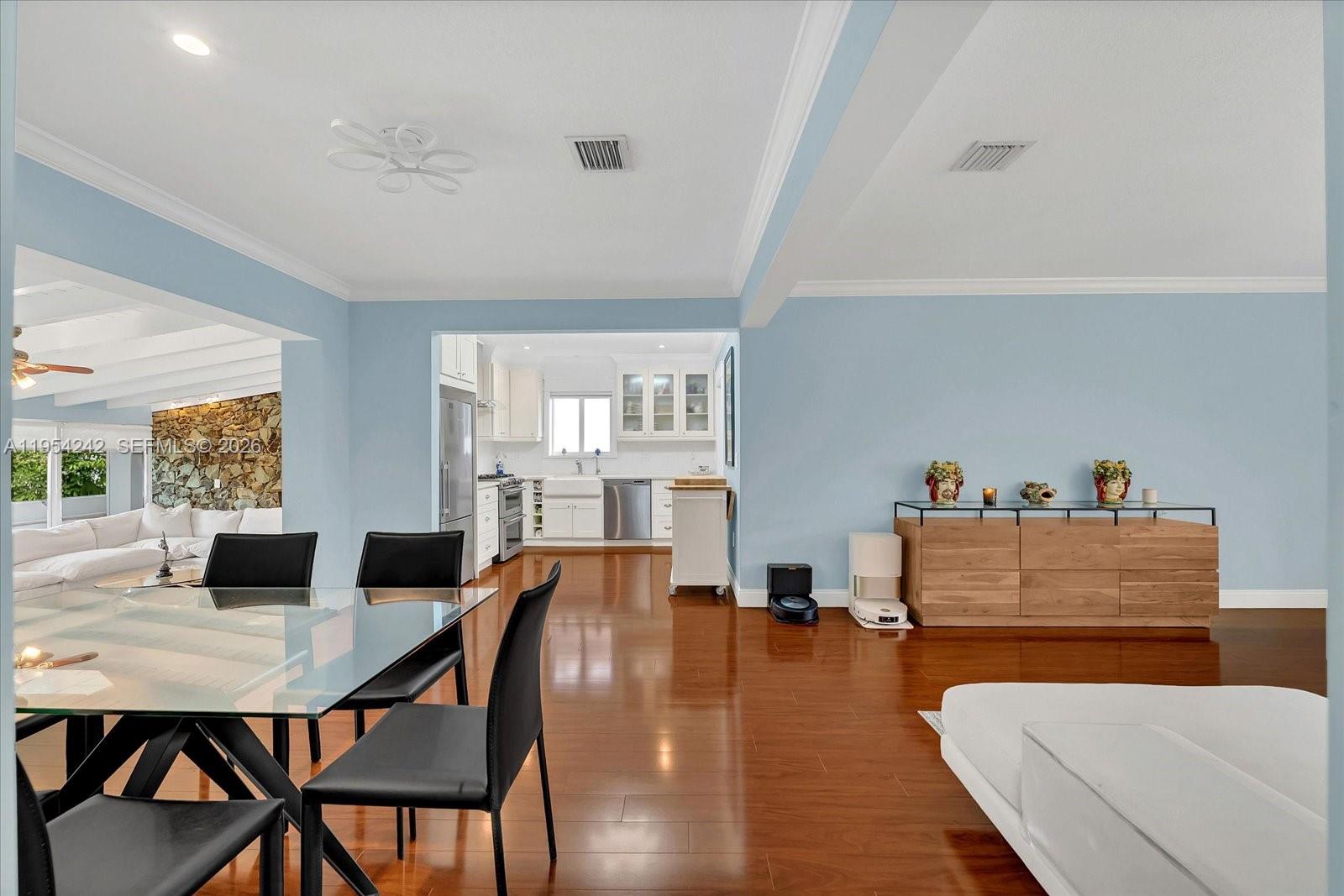 1200 El Rado Street Coral Gables, FL 33134 - Photo 8 of 25