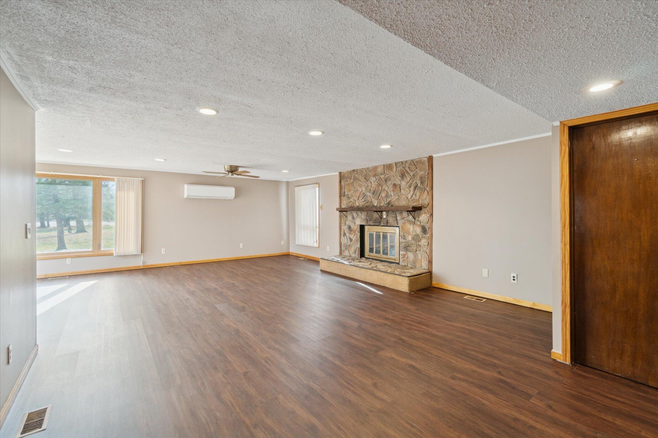 3650 Hogback Road Fowlerville, MI 48836 - Photo 16 of 111 117-3650-Hogback-Rd-Fowlerville-MI-48836