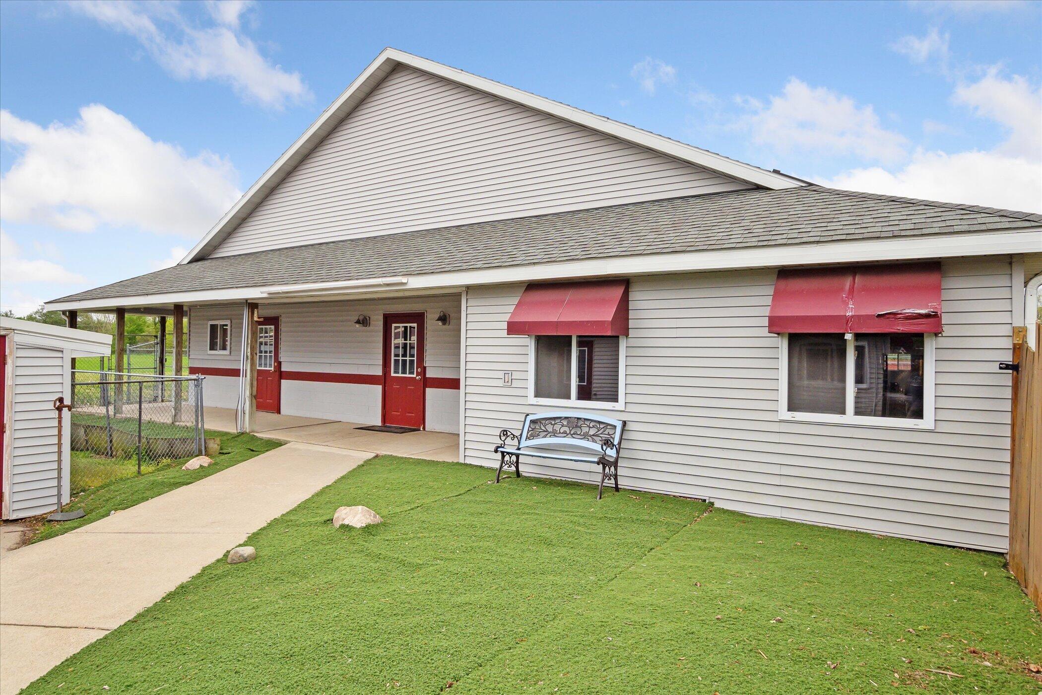 3650 Hogback Road Fowlerville, MI 48836 - Photo 6 of 111 081-3650-Hogback-Rd-Fowlerville-MI-48836