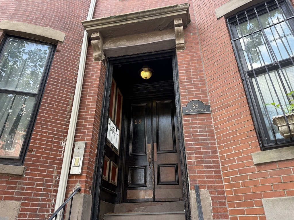 88 West Springfield Street, Unit 4 Boston, MA 02118 - Photo 18 of 19