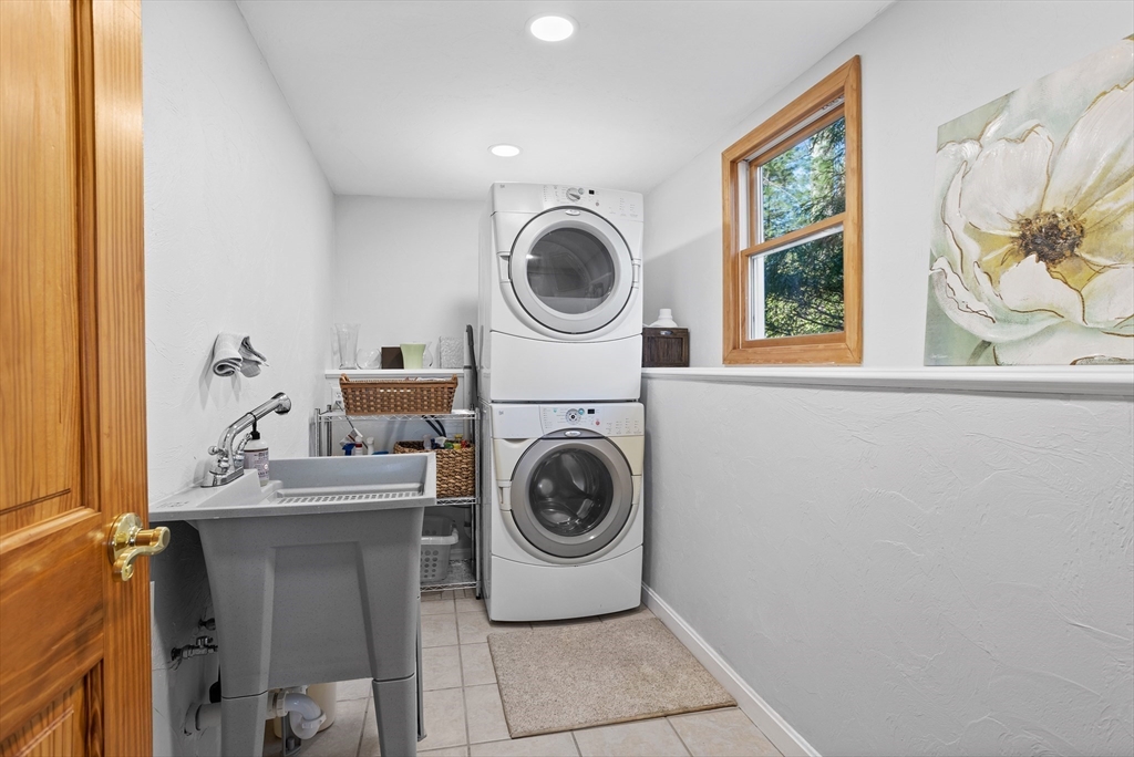 16 Juniper Ridge Road Acton, MA 01720 - Photo 31 of 42 Gallery Image 31