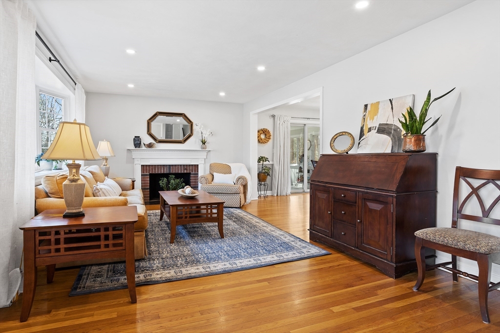 16 Juniper Ridge Road Acton, MA 01720 - Photo 8 of 42 Gallery Image 8