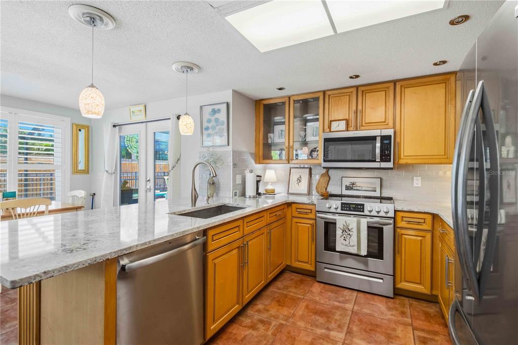 245 Treasure Road Venice, FL 34293 - Photo 22 of 50 Gallery Image 22