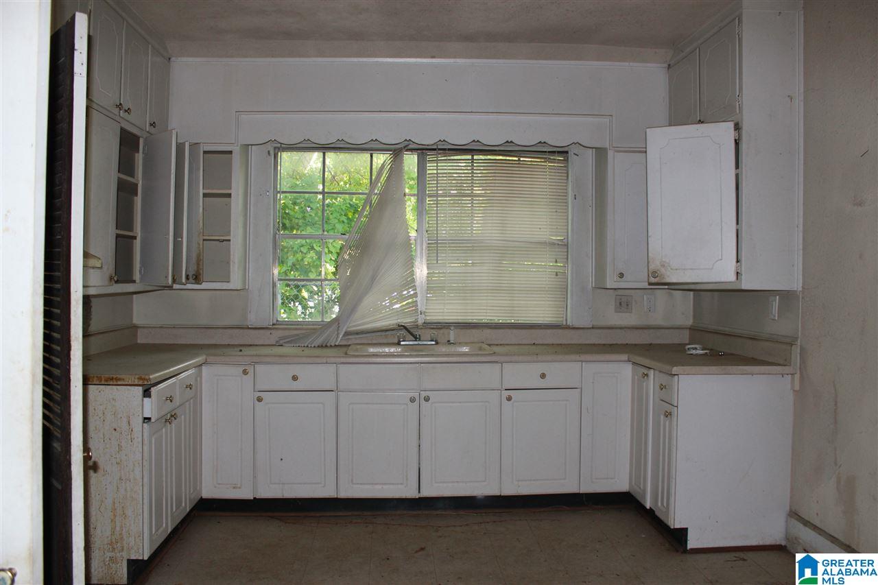 4712 Avenue R Birmingham, AL 35208 - Photo 7 of 15