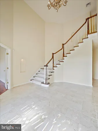 an empty room with a empty space