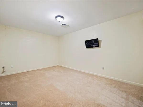 $2,300 | 3271 St Andrews Drive, Chambersburg, PA 17202
