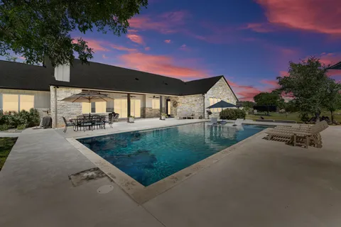 $1,300,000 | 209 Esperanza Petal Pass, Liberty Hill, TX 78642
