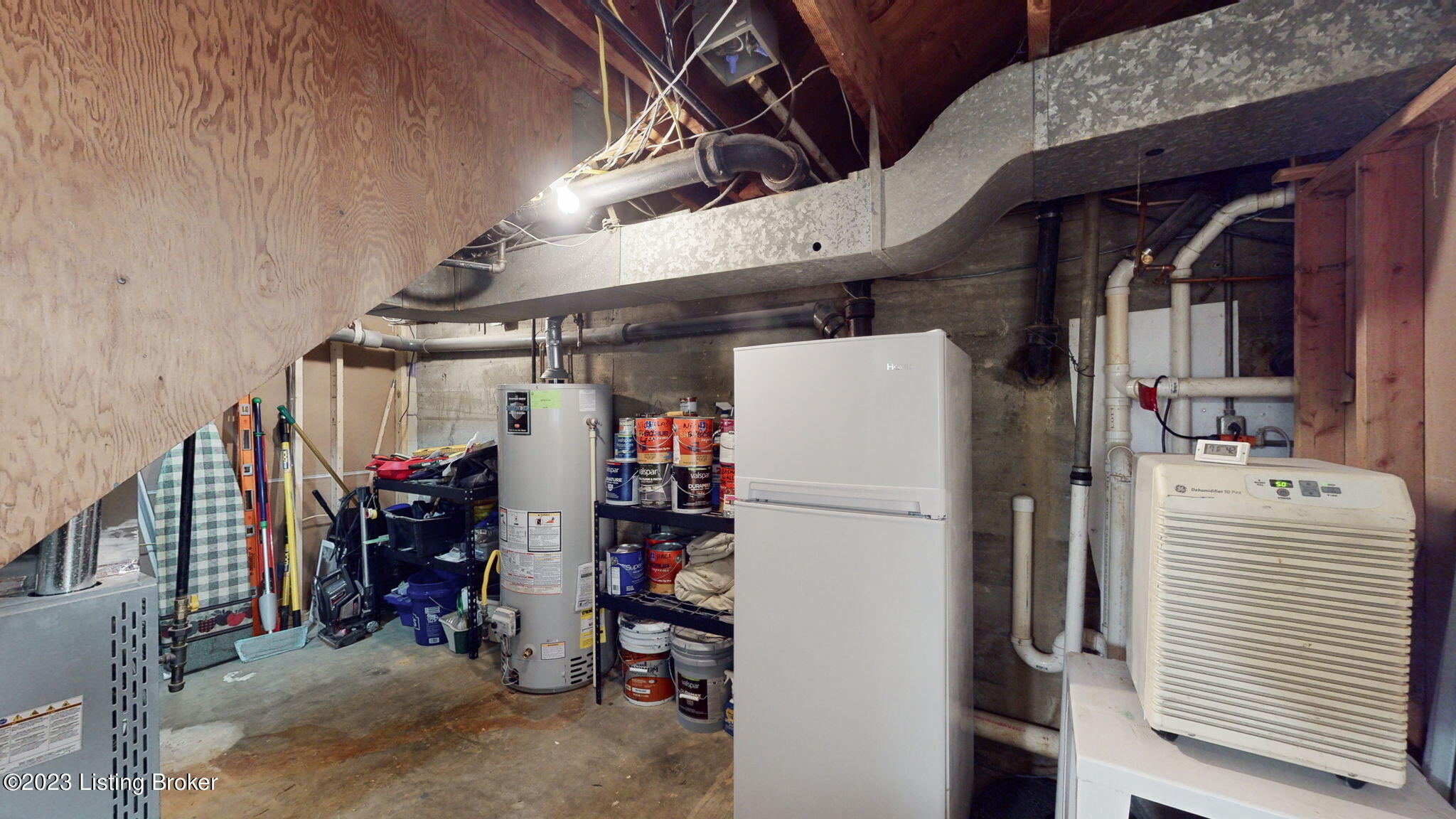 5199 Maryman Road Louisville, KY 40258 - Photo 26 of 46 BASEMENT STORAGE AREA