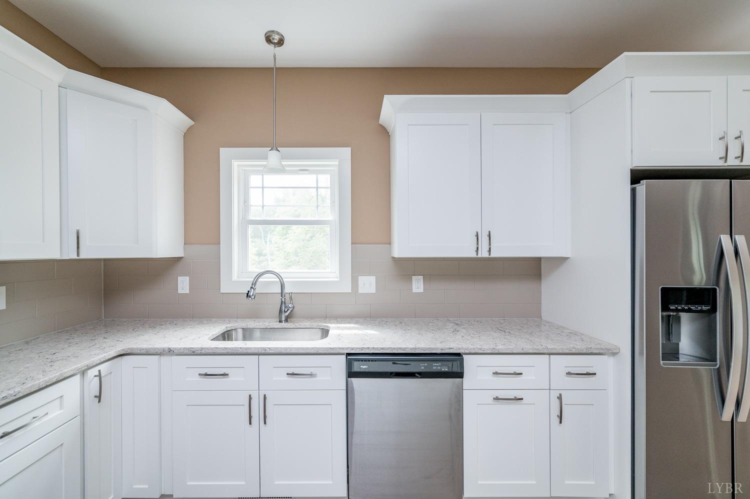 3662 Coffee Road Lynchburg, VA 24503 - Photo 15 of 55 Gallery Image 15