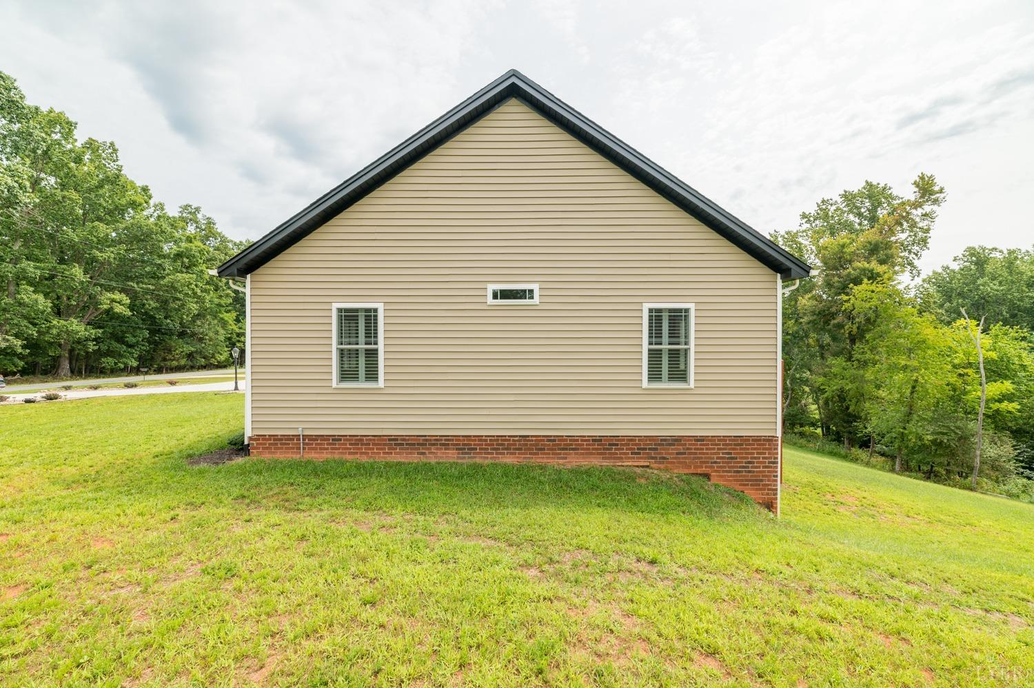 3662 Coffee Road Lynchburg, VA 24503 - Photo 48 of 55 Gallery Image 48
