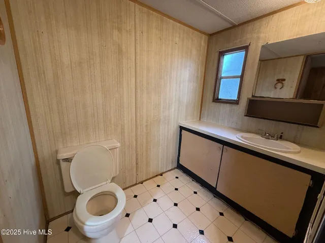 $795 | 631 Holly Shelter Road, Unit 8, Jacksonville, NC 28540