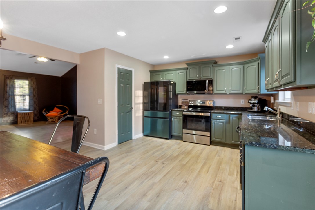 1500 Ballenger Road Gray Court, SC 29645 - Photo 13 of 23