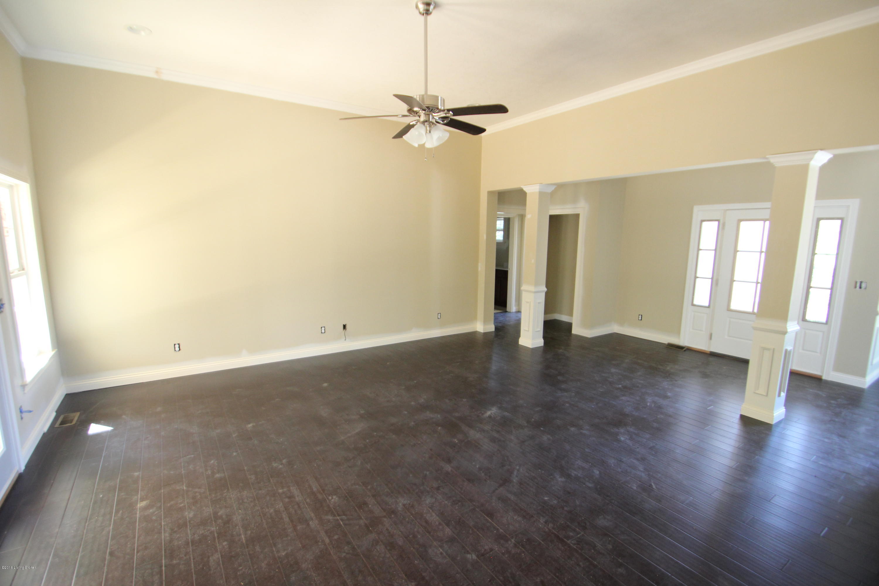 576 Cameron Ridge Road Shepherdsville, KY 40165 - Photo 2 of 14 IMG_0410