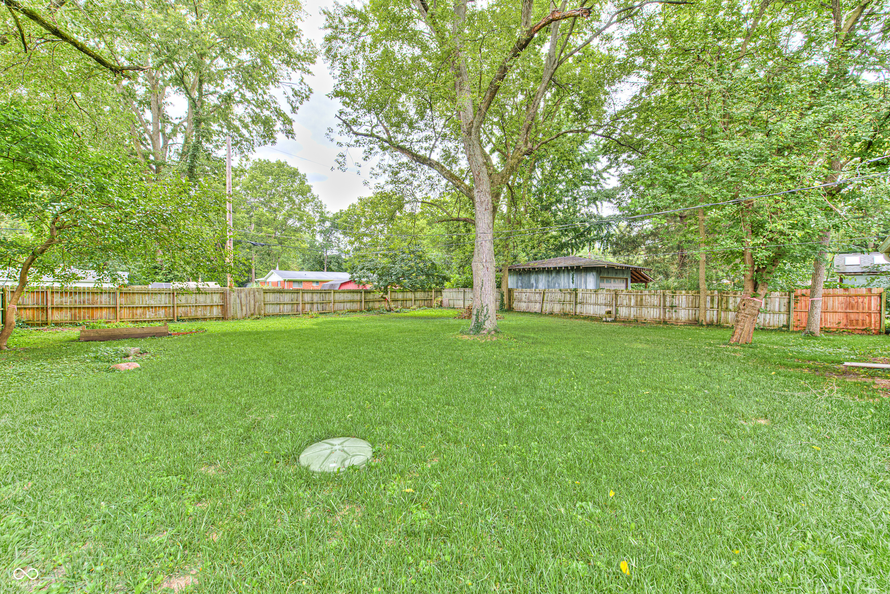 5364 Clarendon Road Indianapolis, IN 46208 - Photo 31 of 31 Gallery Image 31