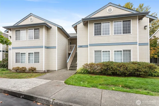 $305,000 | 641 West Horton Way, Unit 230, Bellingham, WA 98226