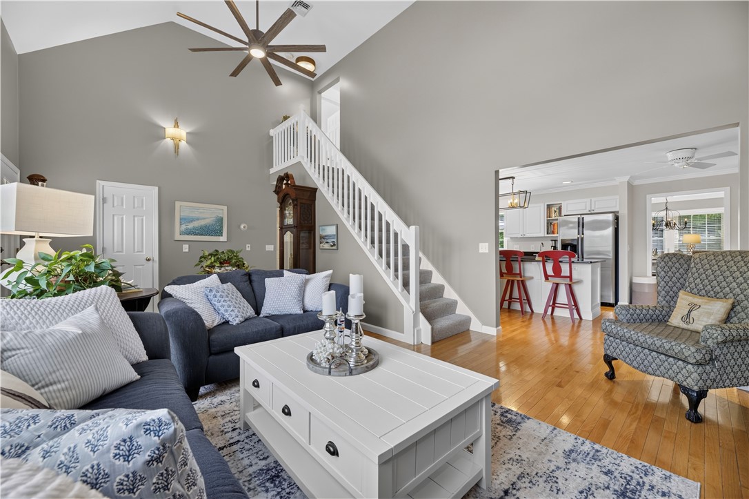 25 Dunns Corner Road Westerly, RI 02891 - Photo 6 of 39