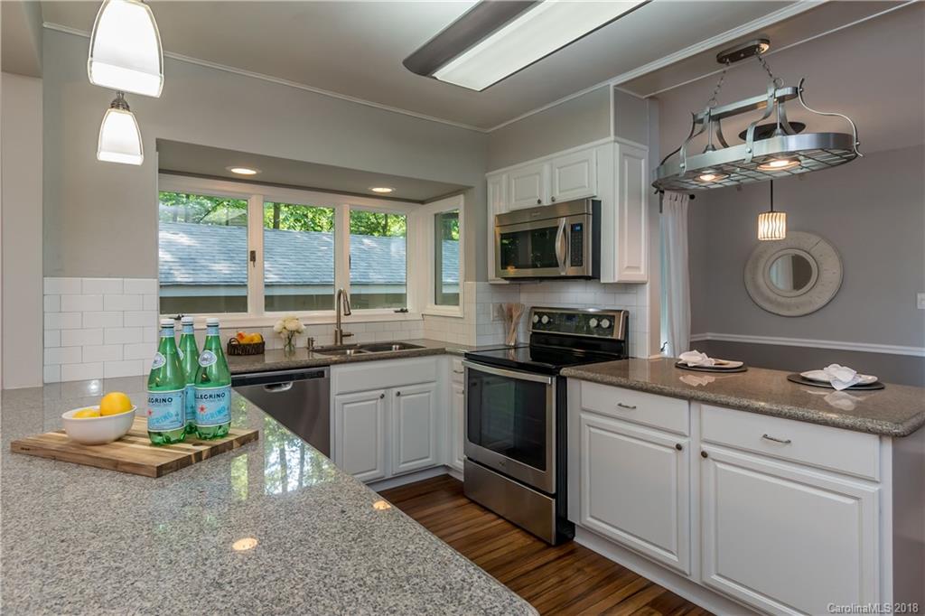 8 Tanglewood Road Clover, SC 29710 - Photo 4 of 30 Gallery Image 4