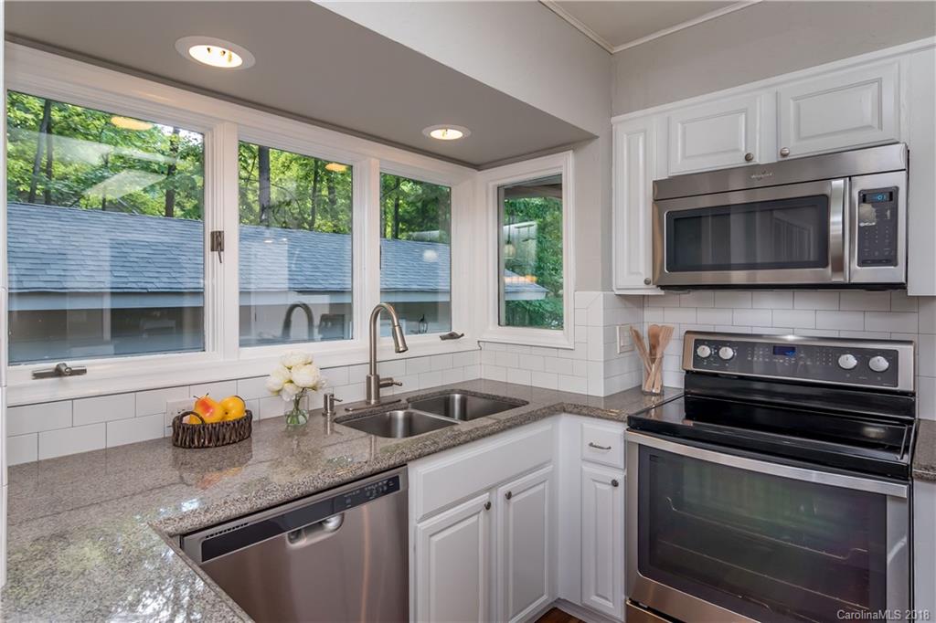 8 Tanglewood Road Clover, SC 29710 - Photo 5 of 30 Gallery Image 5
