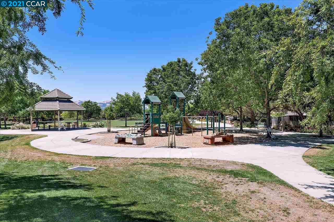 109 Elegans Court San Ramon, CA 94582 - Photo 37 of 40