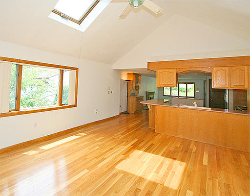 10 Hartford Road Arlington, MA 02474 - Photo 5 of 26