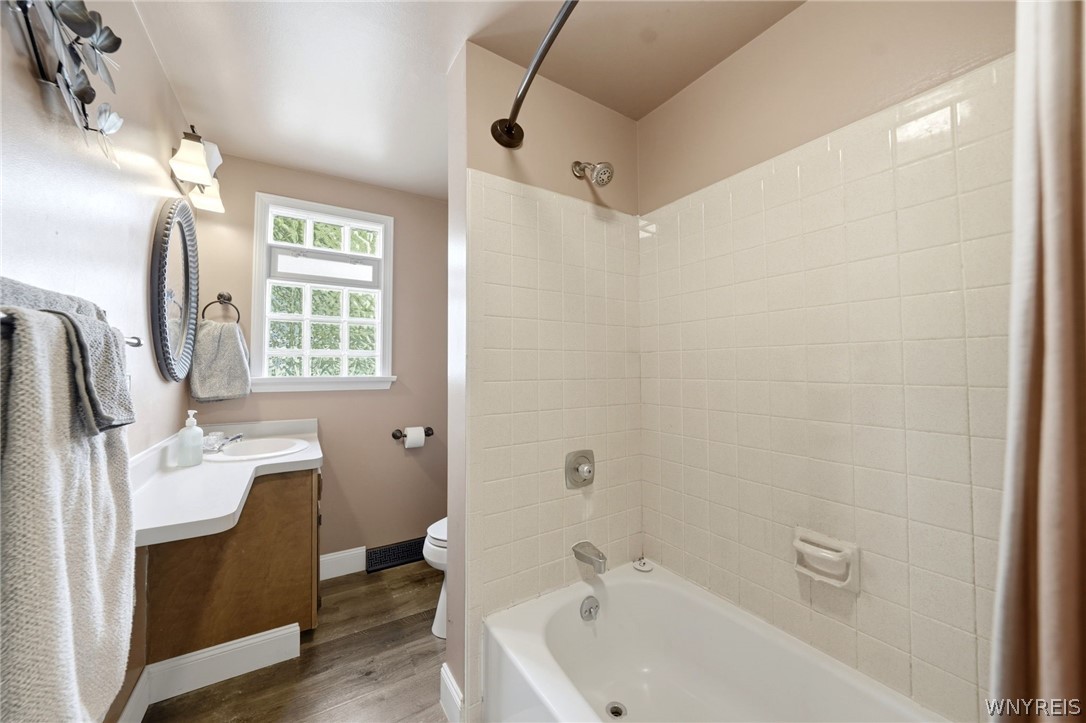 910 Girdle Road East Aurora, NY 14052 - Photo 20 of 39