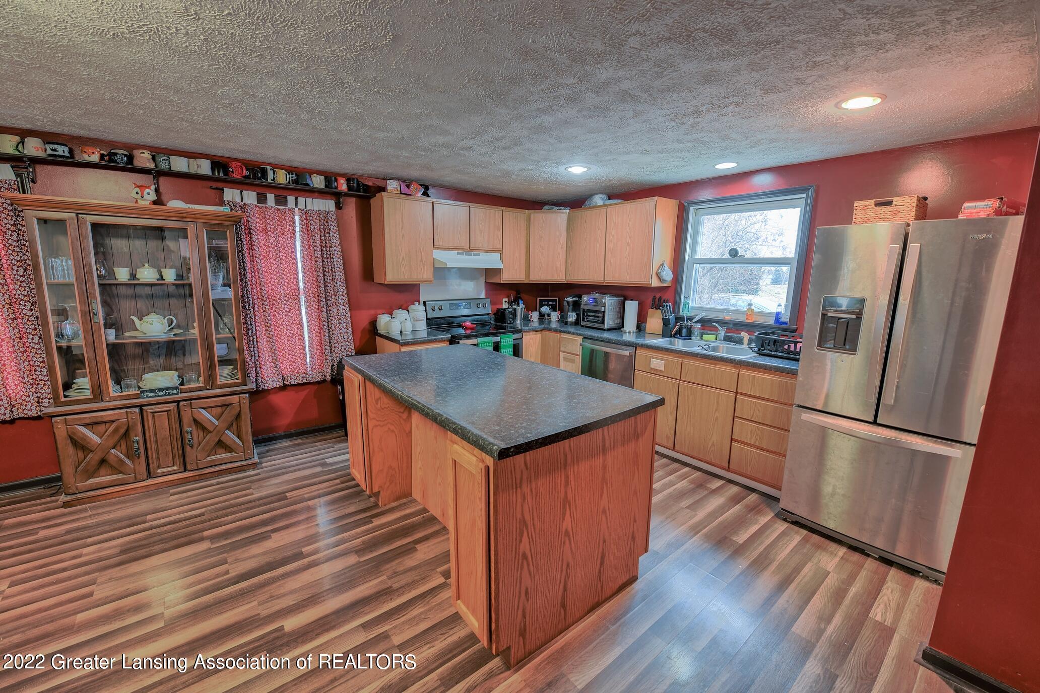 9546 Barnes Road Portland, MI 48875 - Photo 11 of 31 11