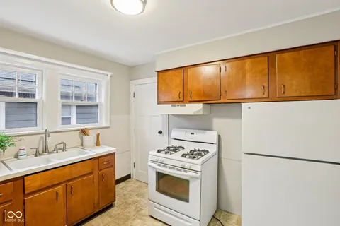 $160,000 | 1612 East 46th Street, Indianapolis, IN 46205