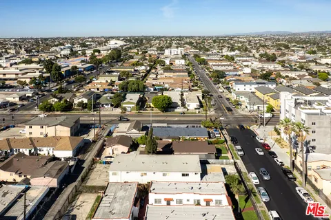 $1,345,000 | 732 West 76th Street, Los Angeles, CA 90003
