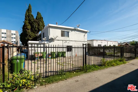 $1,345,000 | 732 West 76th Street, Los Angeles, CA 90003
